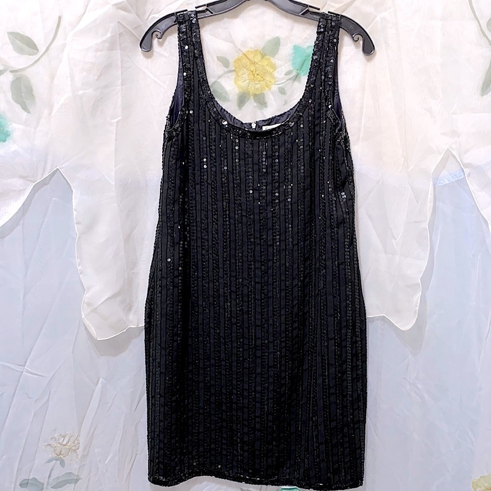 AFTER EIGHT BLK BEADED/SEQUIN SCOOP NK SHEATH SZ M